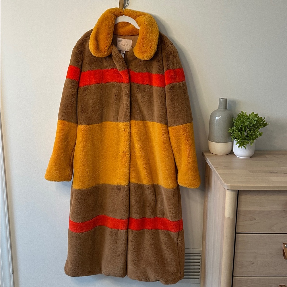 Hutch Colorblock Faux Fur Jacket - Picture 2 of 10